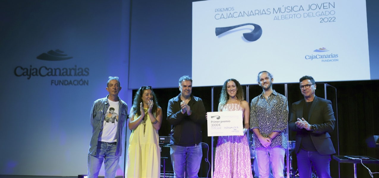 noticia sylvie hernandez ganadora premio musica joven 2022
