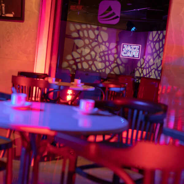 La Fundación CajaCanarias se transforma en un auténtico Jazz Café