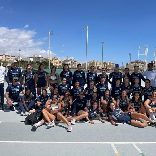 Carrusel de emociones para la escuadra femenina del Tenerife CajaCanarias en la primera jornada de Liga
