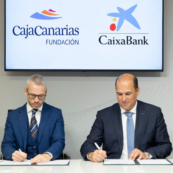 La Fundación CajaCanarias y CaixaBank firman un convenio para desarrollar la nueva edición del Foro Nueva Economía, Nueva Empresa