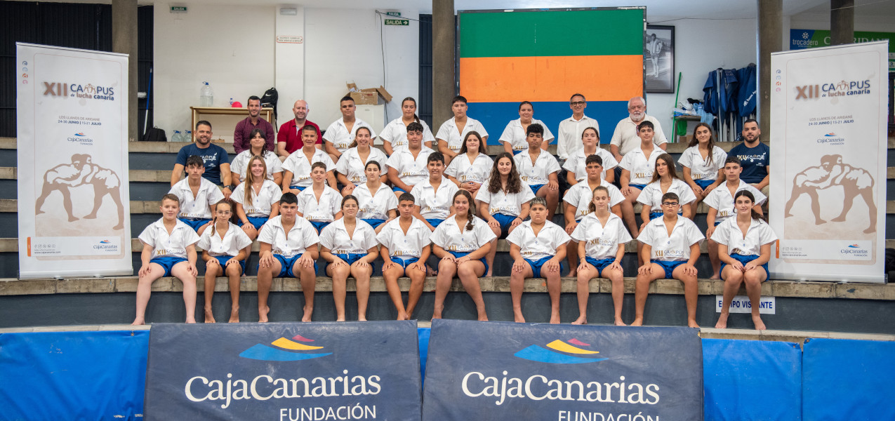 La Fundación CajaCanarias pone en marcha el segundo turno de su Campus de Lucha Canaria 2024