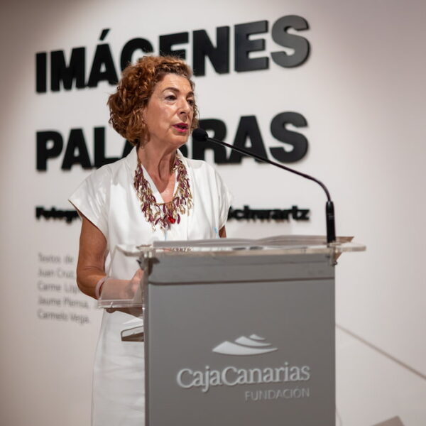 La Fundación CajaCanarias inaugura la exposición Imágenes-Palabras, fotografías de Carlos A. Schwartz en su Espacio Cultural de Santa Cruz de Tenerife