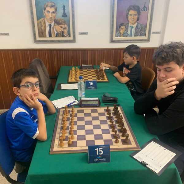 Jose Luis Fernández Ganador XXXIV Torneo Ajedrez Navidad CajaCanarias