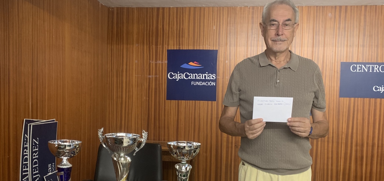 Jose Luis Fernández Ganador XXXIV Torneo Ajedrez Navidad CajaCanarias