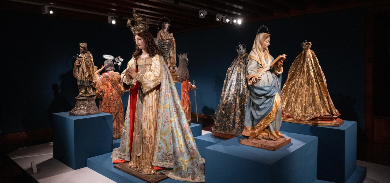 Exposición Regina. Patrimonio textil en los ajuares marianos